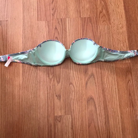 NWOT Victoria’s Secret Bandeau - Picture 2 of 5
